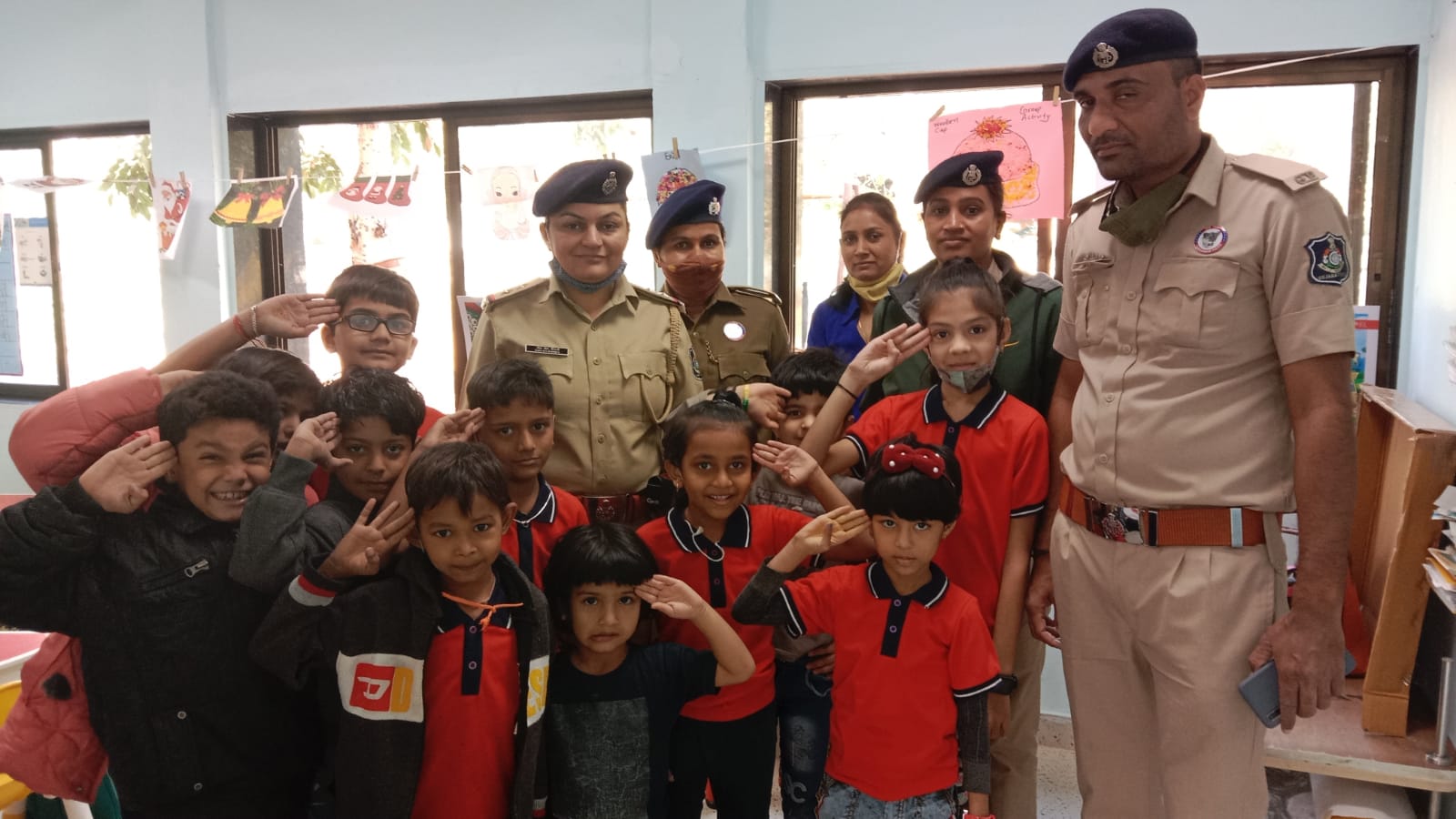Tara kids were glad  to be visited by the police department of Gandhinagar.